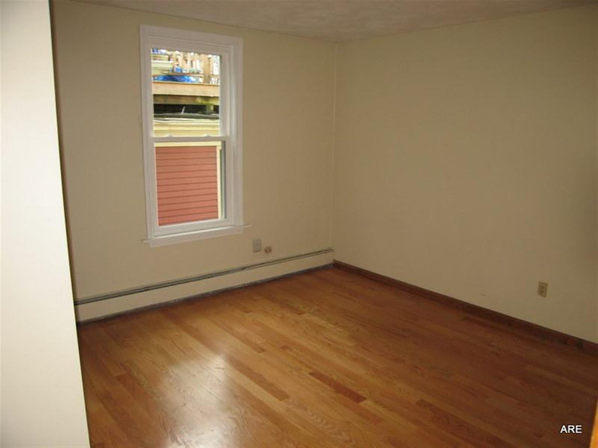 9 Banks St, Harvard Square