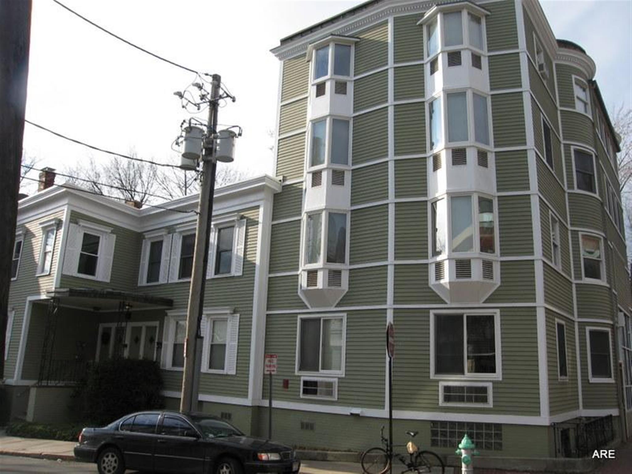 9 Banks St, Harvard Square