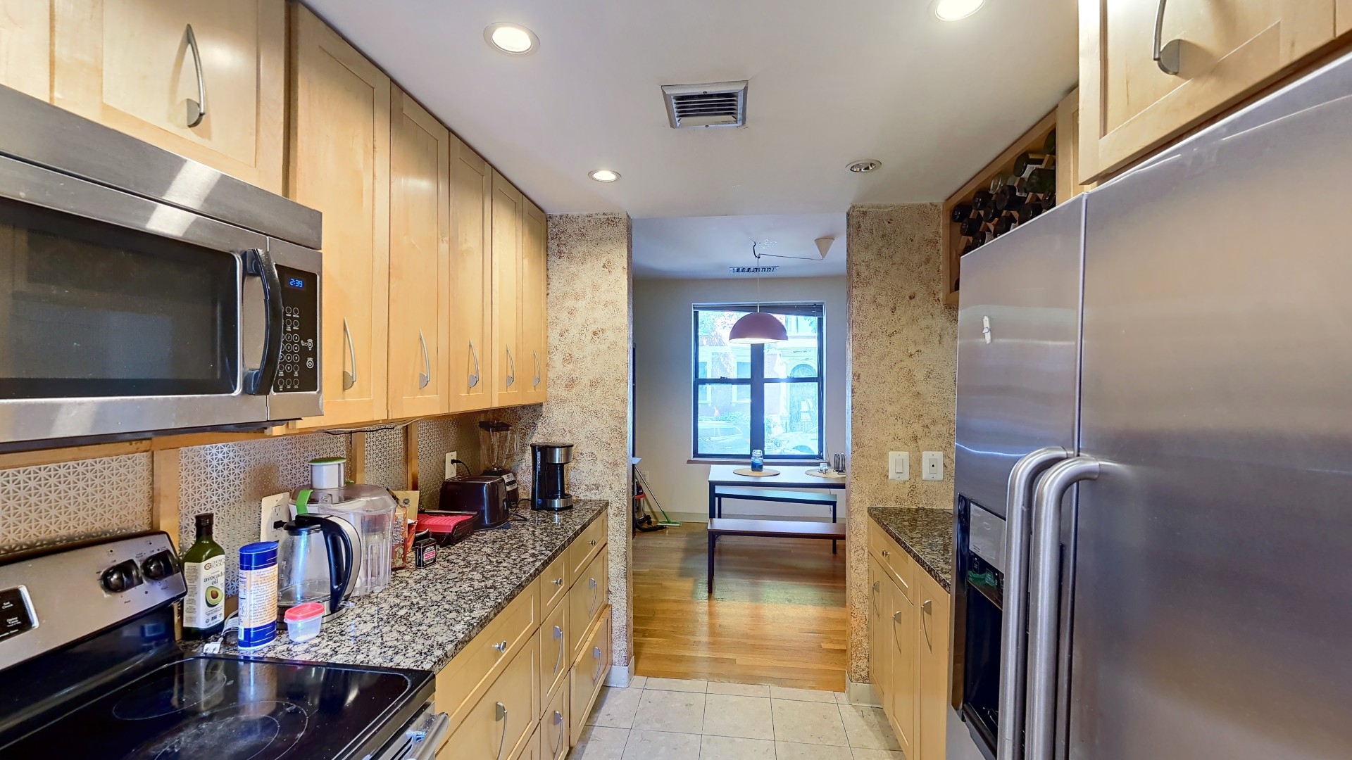 84 Gainsborough St, Fenway