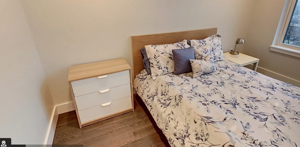 434 Mcgrath Hwy, Prospect Hill