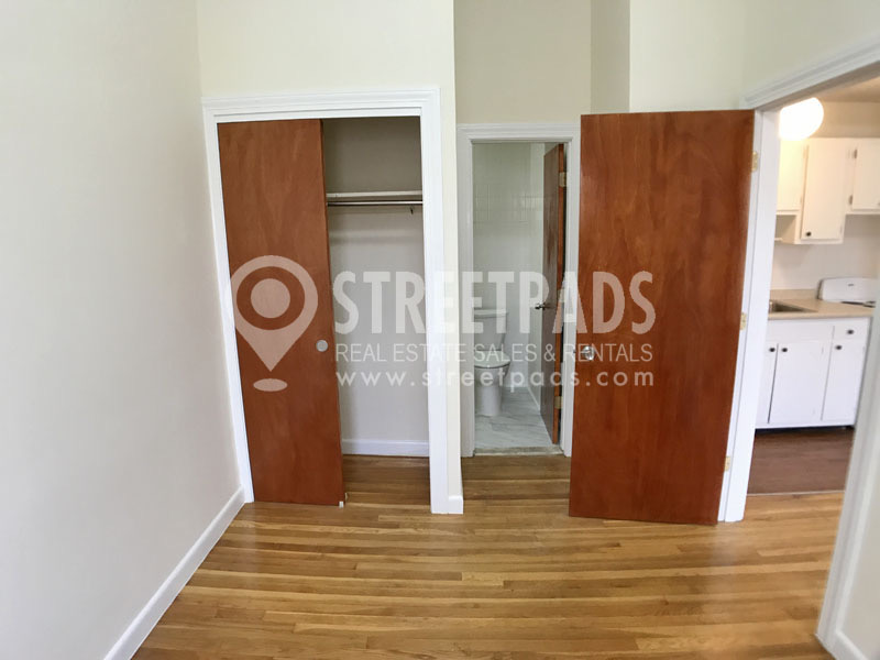 176 North Beacon St, Brighton