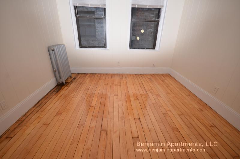 437 Cambridge St, Allston