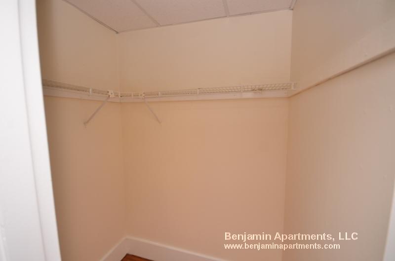 437 Cambridge St, Allston