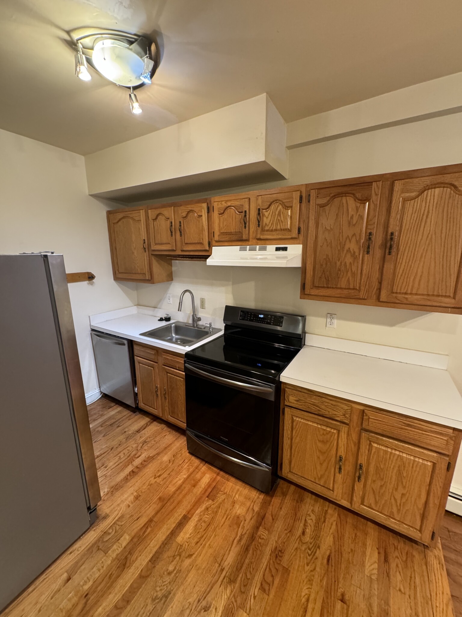 55 Saint Stephen St, Fenway