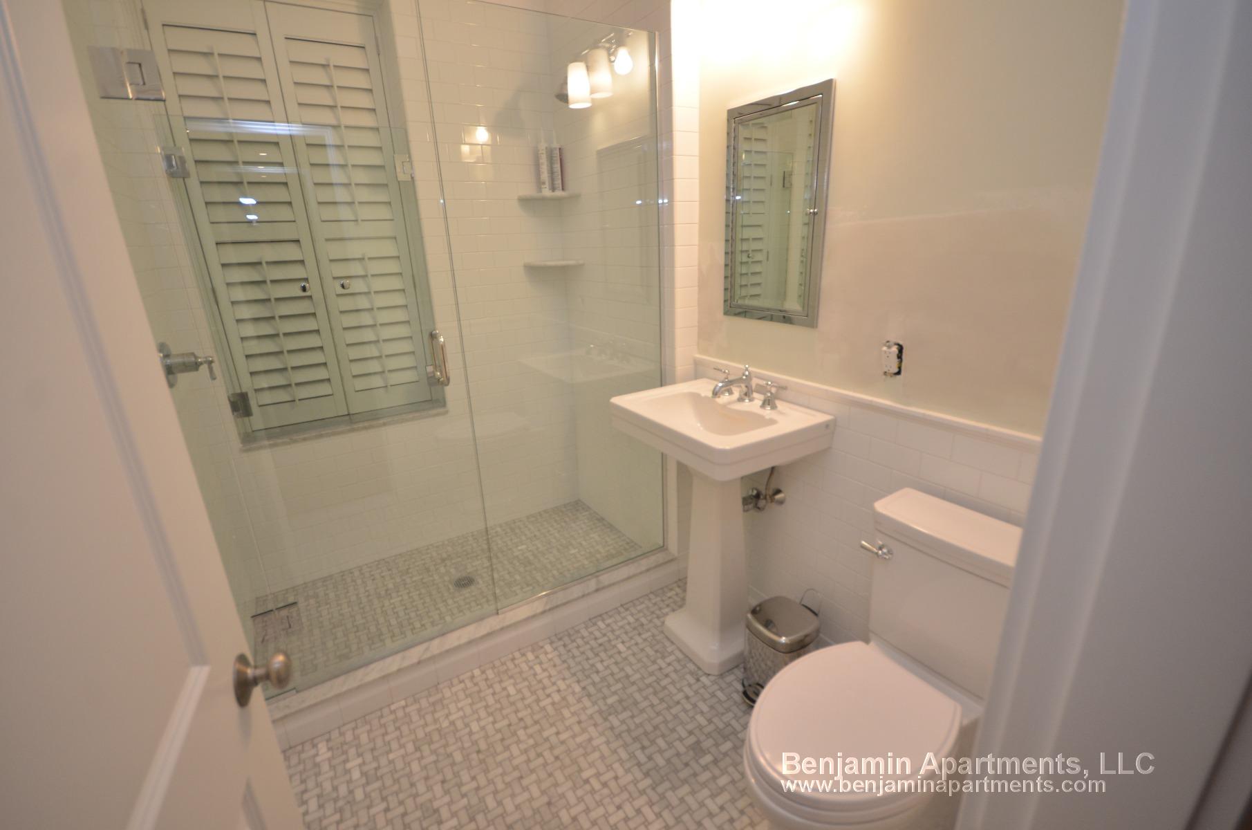 44 Charles St, Beacon Hill