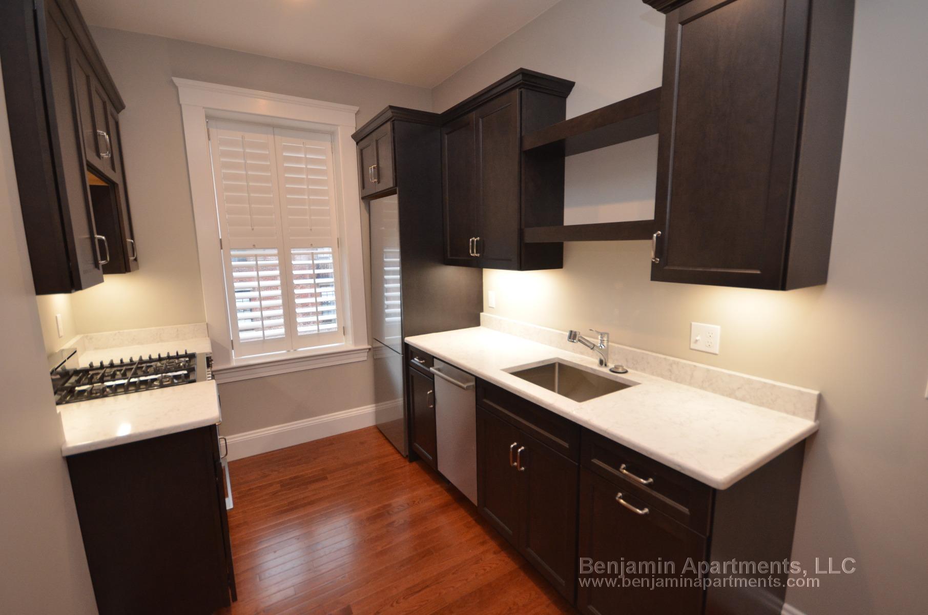 44 Charles St, Beacon Hill