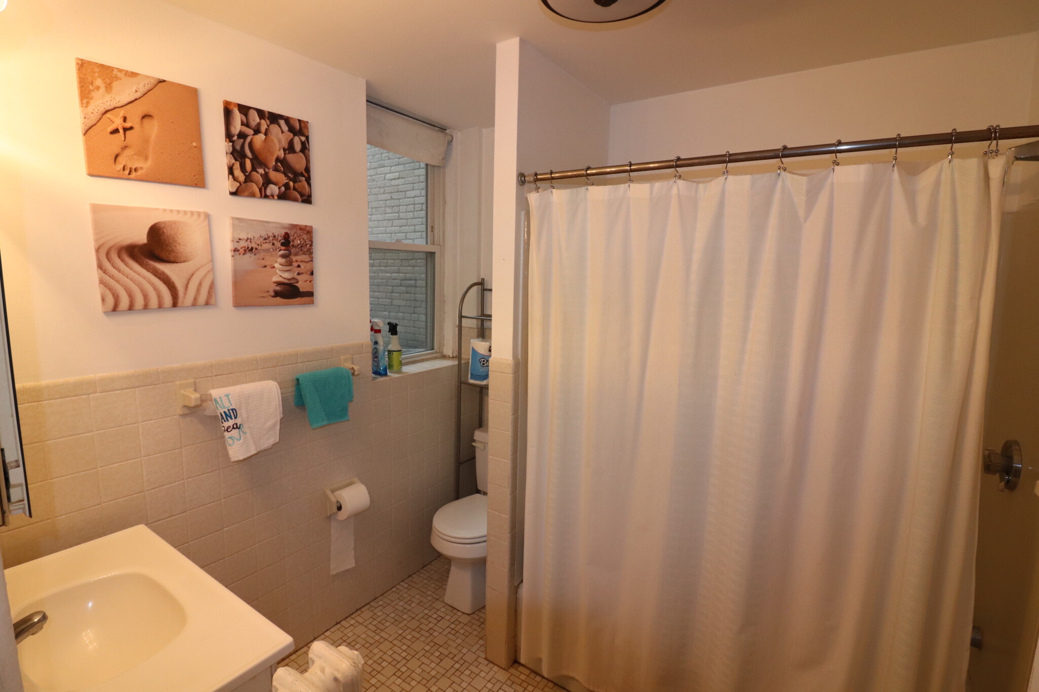 44 Longwood Ave, Longwood