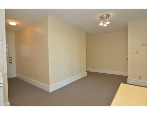 178 Brighton Ave, Allston