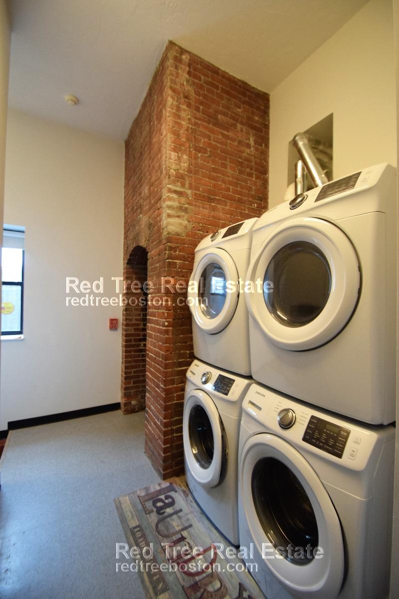 444 Western Ave, Brighton