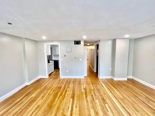 109 Fulton St, North End