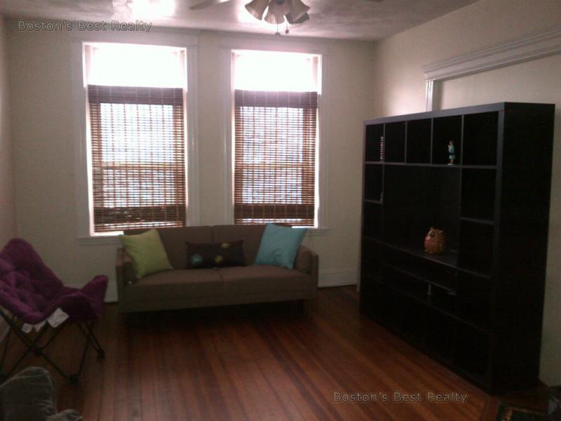 24 Strathmore Rd, Coolidge Corner