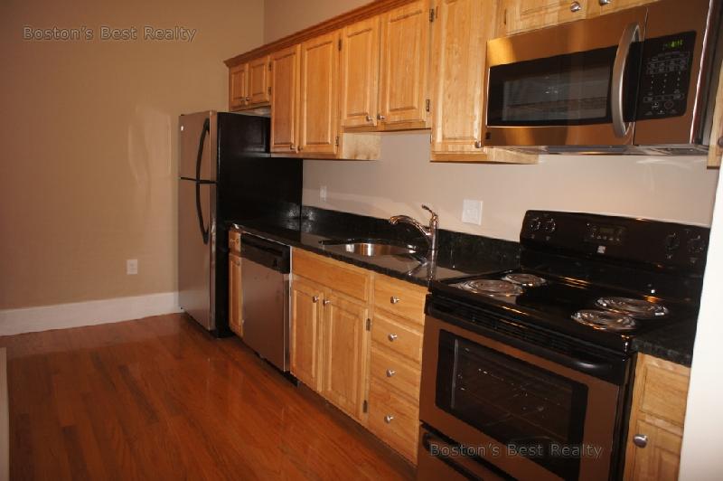 1325 Commonwealth Ave, Allston