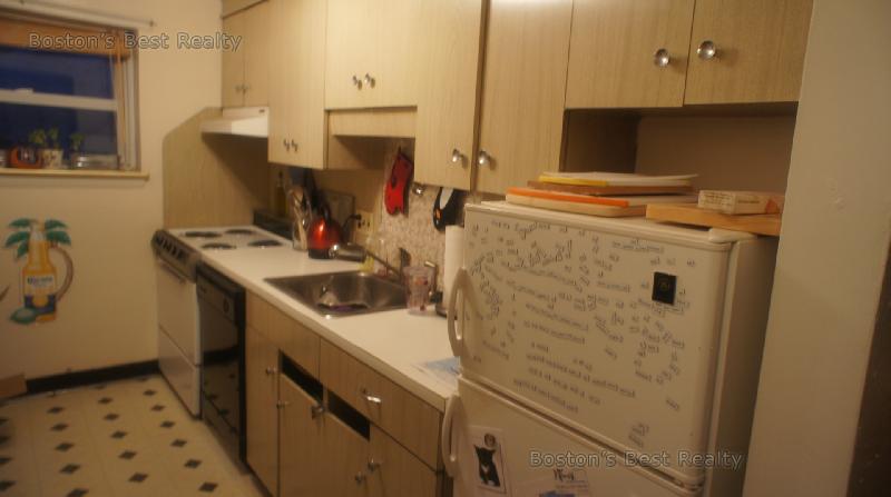 8 Commonwealth Ct, Brighton