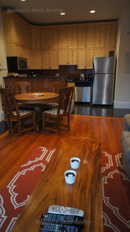 1689 Beacon St, Coolidge Corner