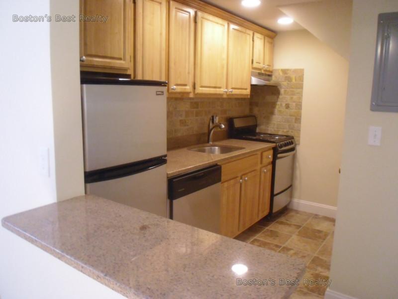 134 Saint Marys St, Fenway