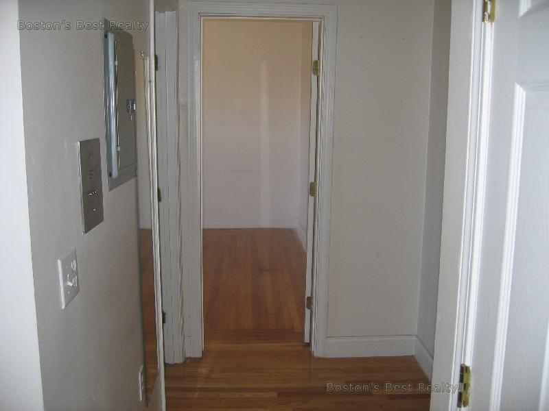 27 Saint Lukes Rd, Allston