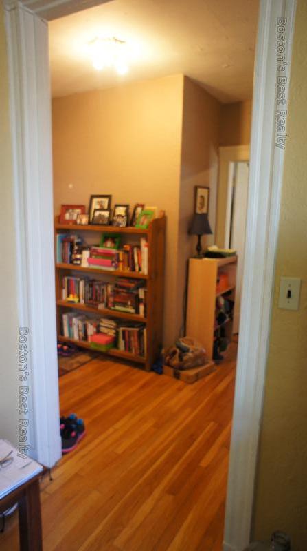 1945 Commonwealth Ave, Allston