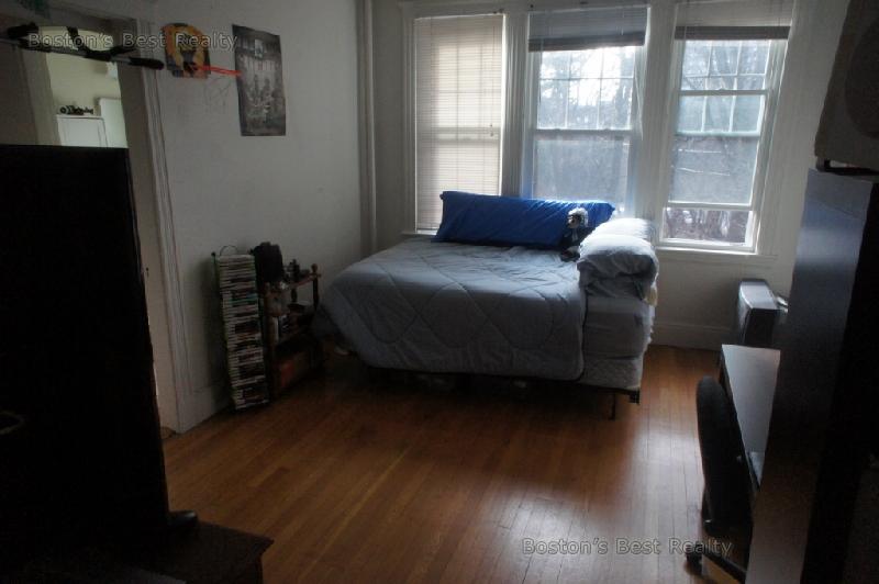 32 Sidlaw Rd, Brighton