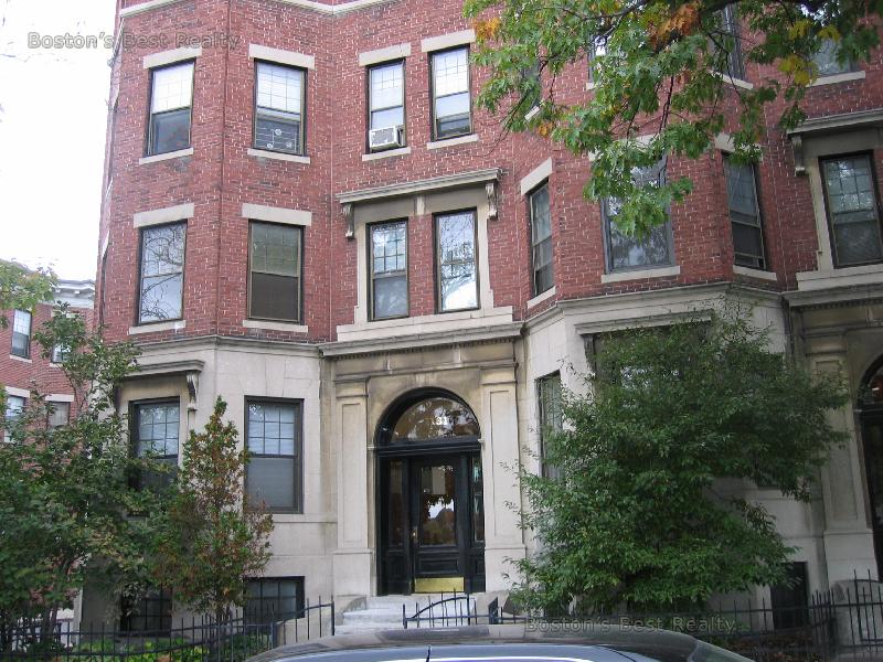 1161 Commonwealth Ave, Allston