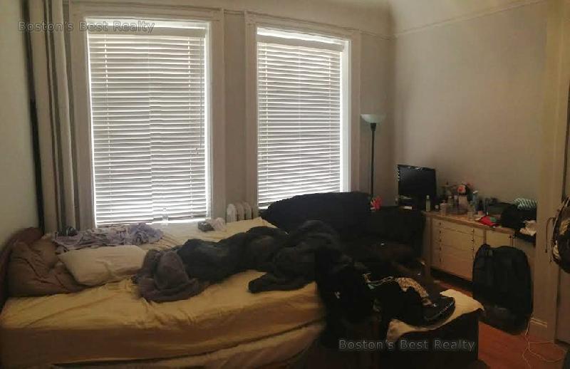 366 Commonwealth Ave, Fenway