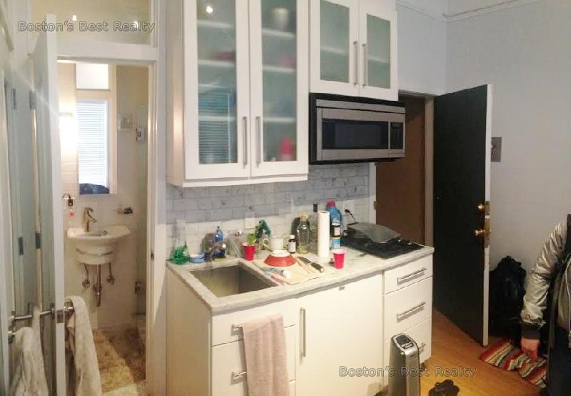 366 Commonwealth Ave, Fenway