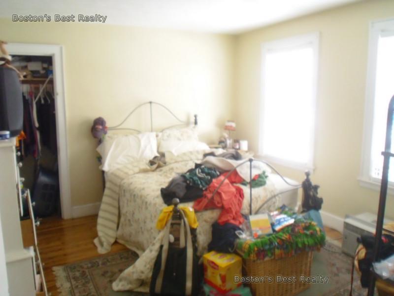 23 Woodstock Ave, Brighton