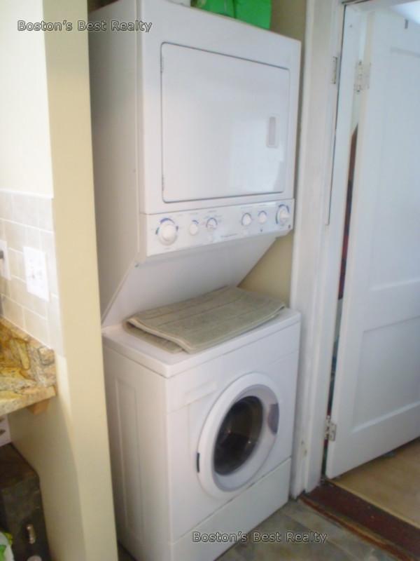 23 Woodstock Ave, Brighton