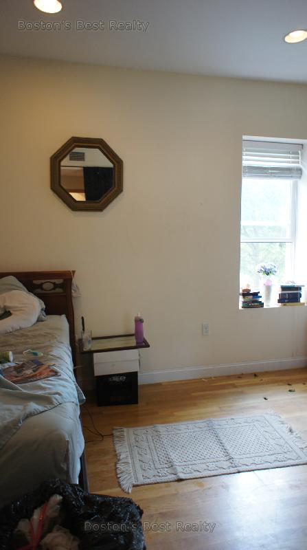 1801 Beacon St, Coolidge Corner