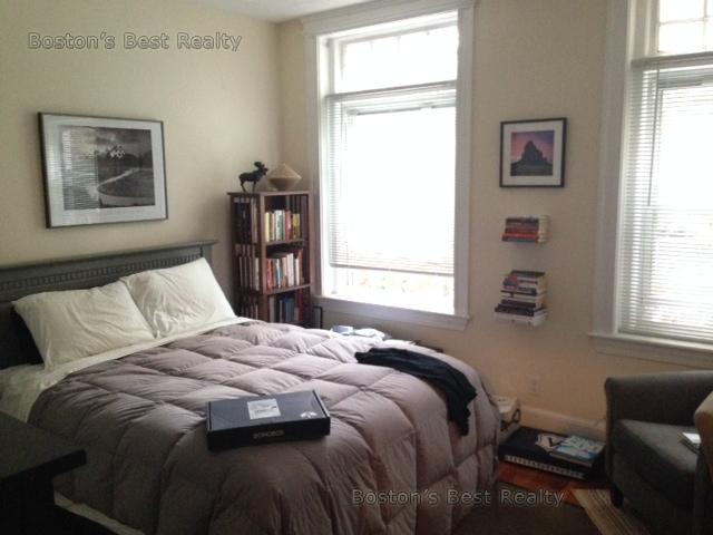 14 Strathmore Rd, Coolidge Corner