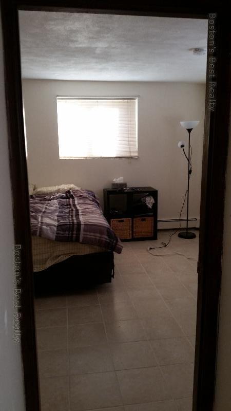 445 Washington St, Brighton