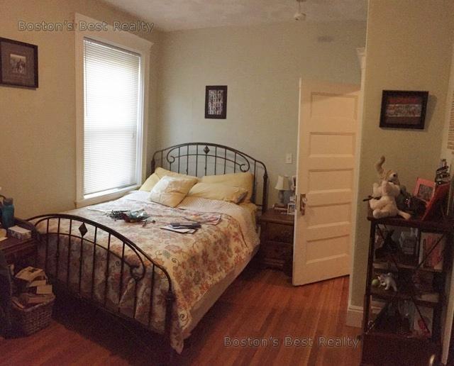 92 University Rd, Coolidge Corner