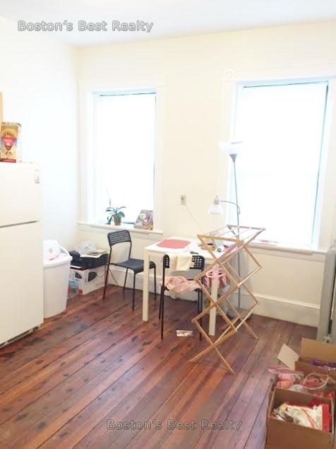 19 Chester St, Allston