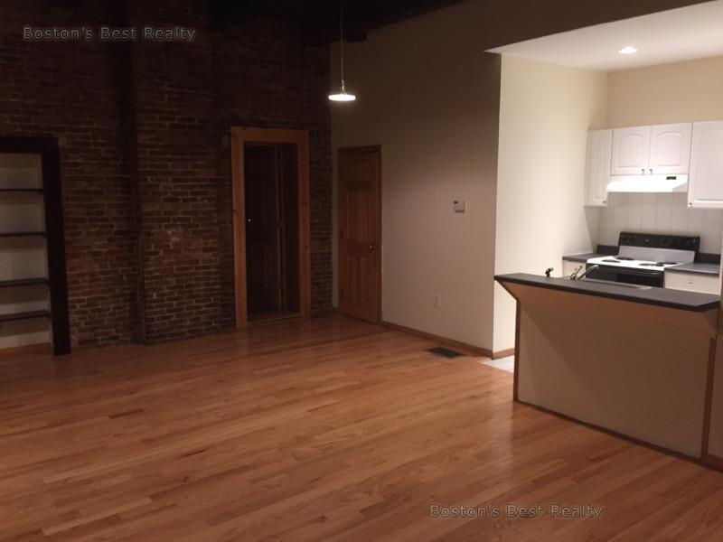 23 Saint Marys Ct, Coolidge Corner