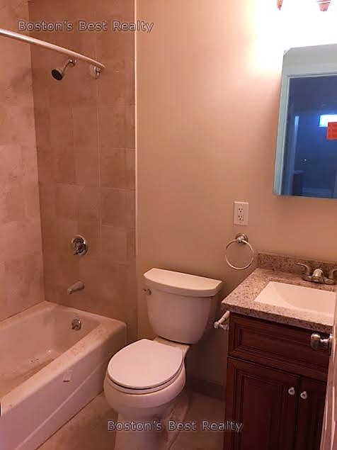 87 Linden St, Allston