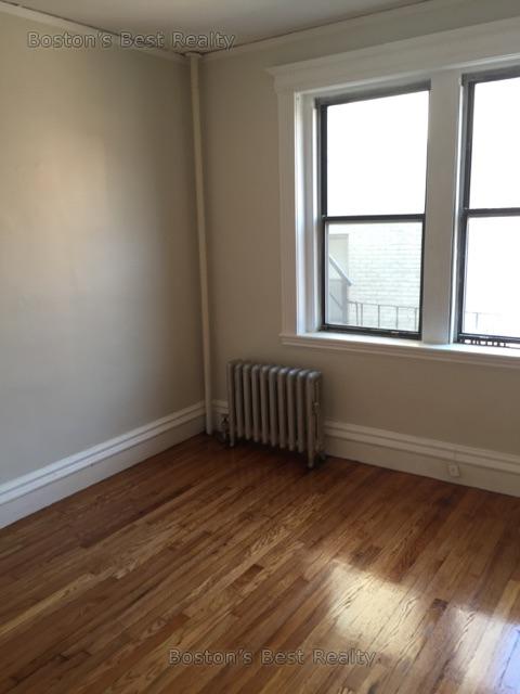 64 Charlesgate East, Fenway