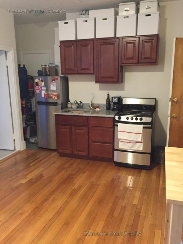 11 Englewood Ave, Coolidge Corner