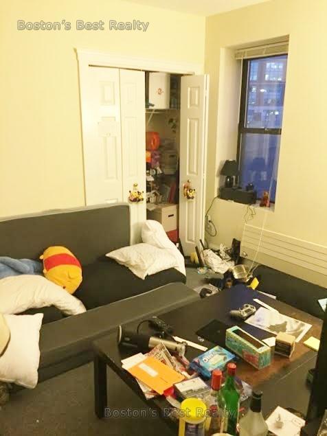 829 Beacon St, Fenway