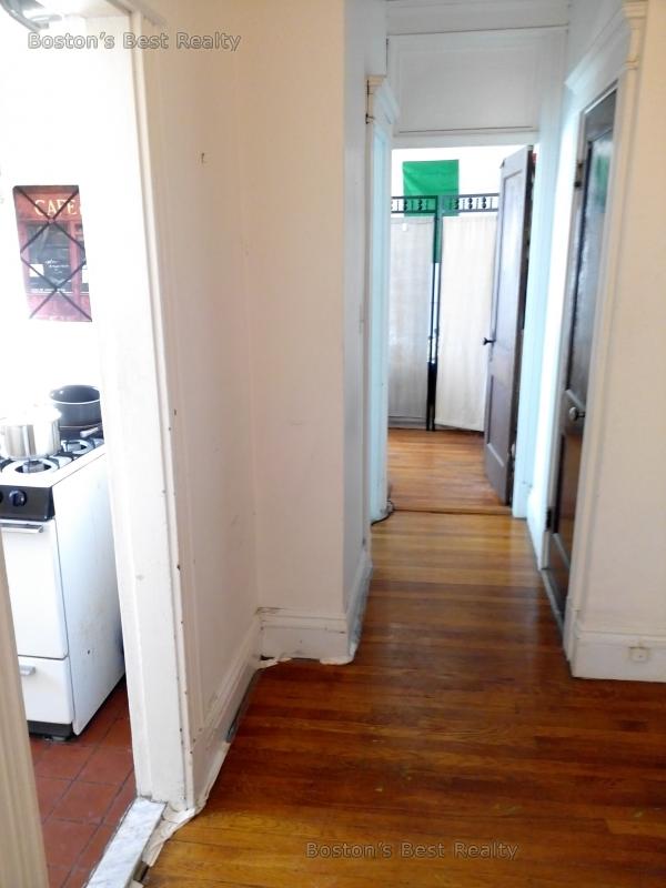 31 Saint Lukes Rd, Allston