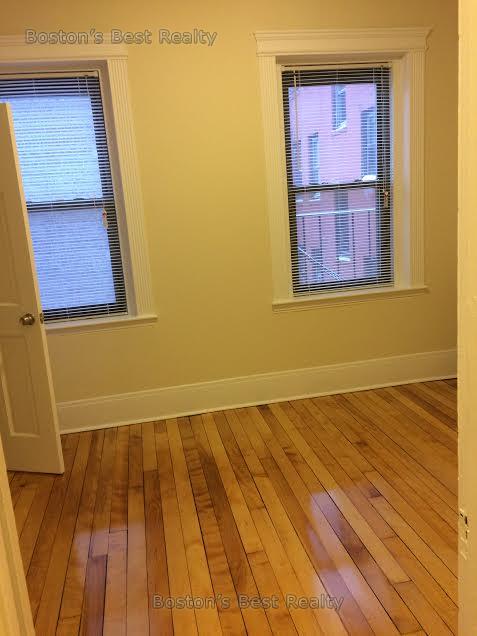 211 Harvard Ave, Allston