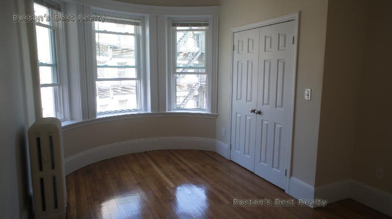 1325 Commonwealth Ave, Allston