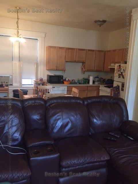 19 Chester St, Allston