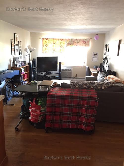 8 Commonwealth Ct, Brighton