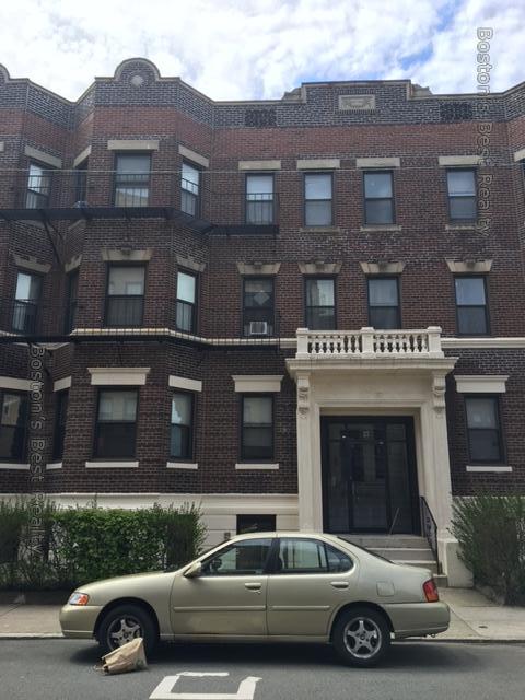 27 Saint Lukes Rd, Allston