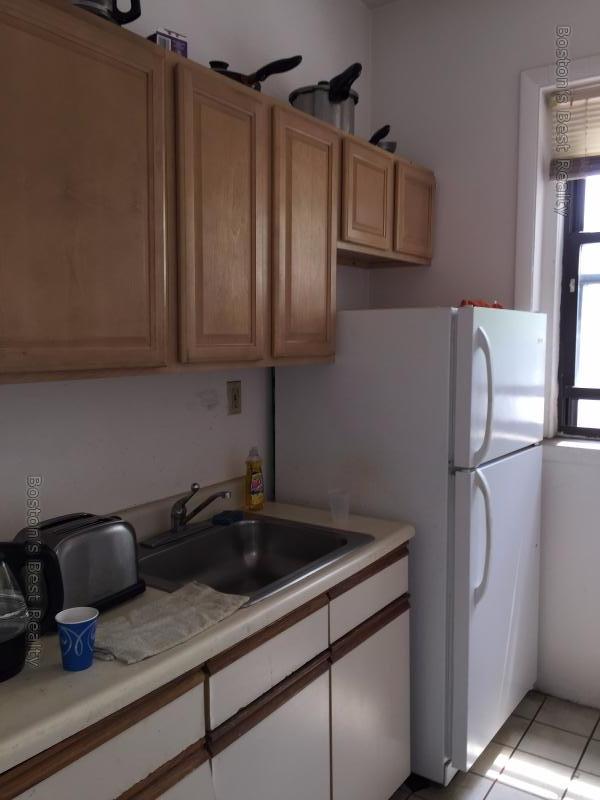 31 Saint Lukes Rd, Allston