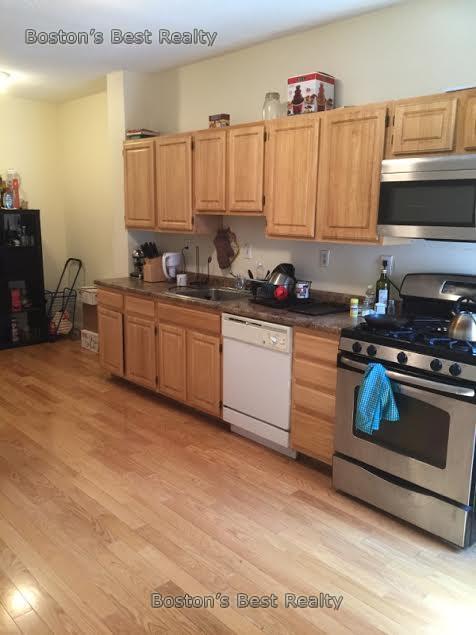 24 Strathmore Rd, Brighton