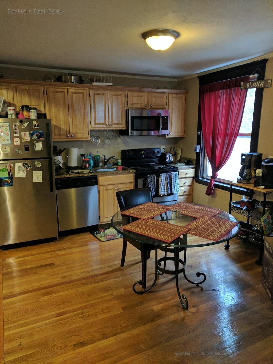 32 Chester St, Allston