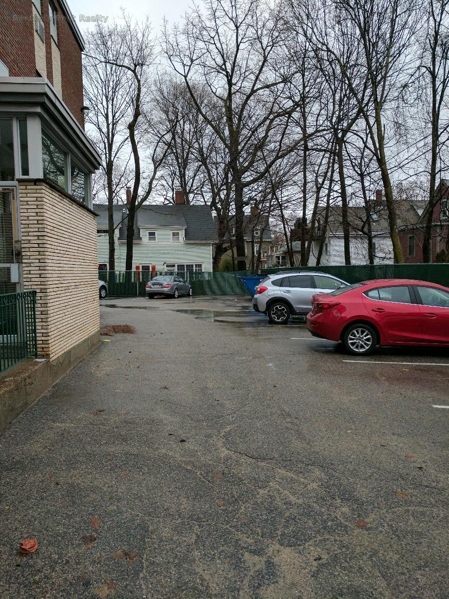 804 Centre St, Jamaica Plain