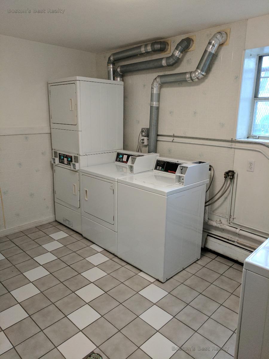 804 Centre St, Jamaica Plain