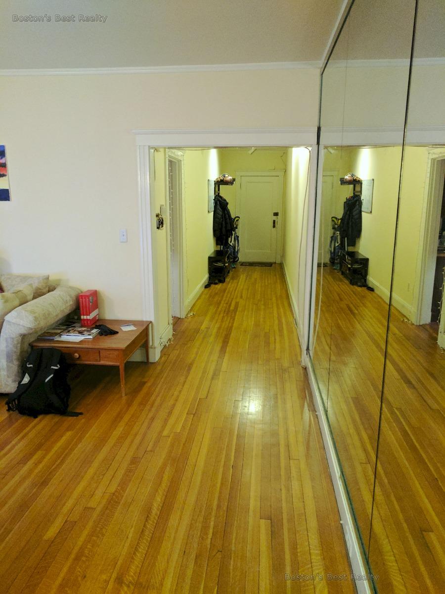 1986 Commonwealth Ave, Brighton