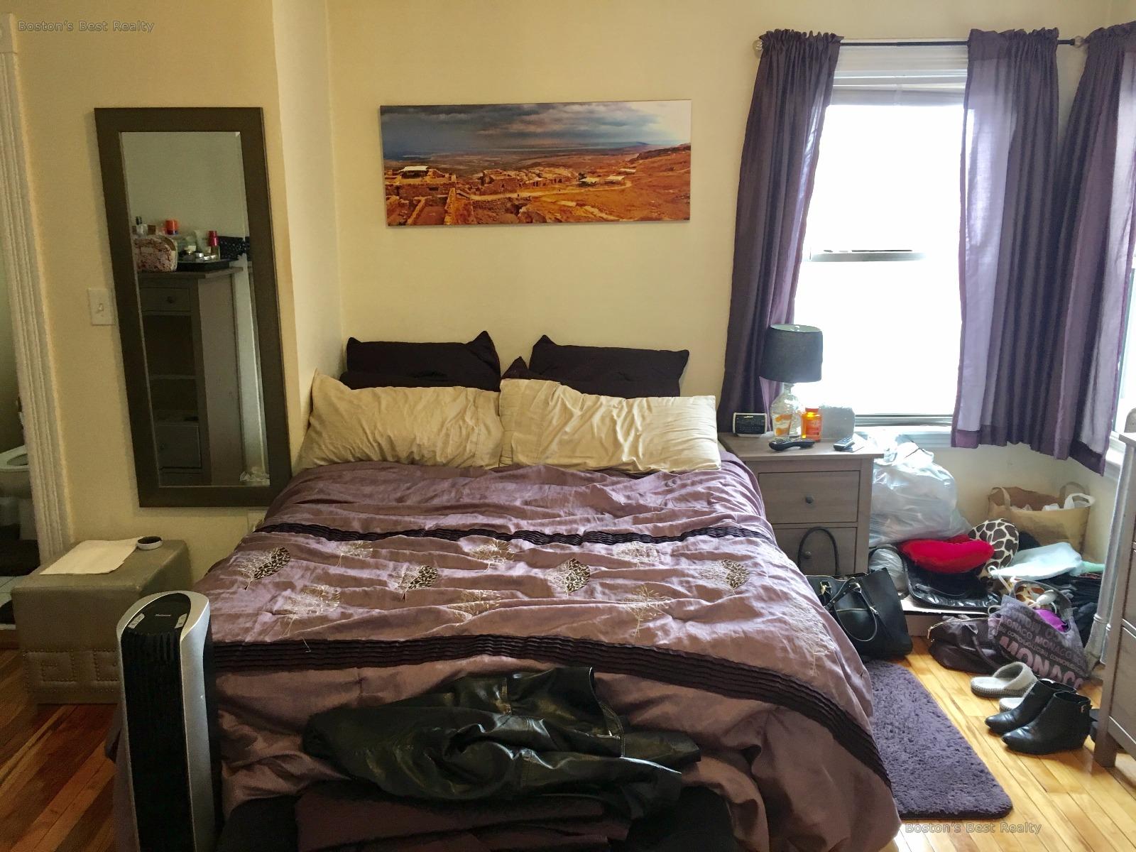 384 Washington St, Brighton